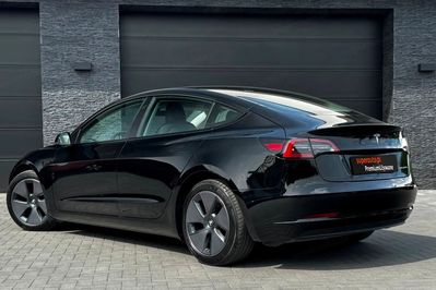 Tesla Model 3 Dual Motor AWD