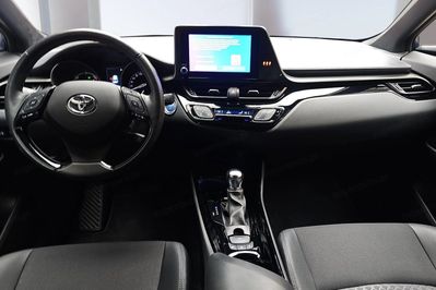 Toyota C-HR 2.0 Hybrid Style