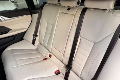BMW Seria 4 Gran Coupe 420d xDrive M Sport