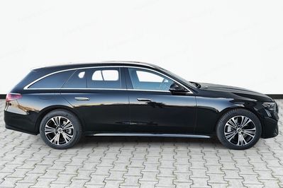 Mercedes E Klasa Kombi 220 d 4MATIC Avantgarde