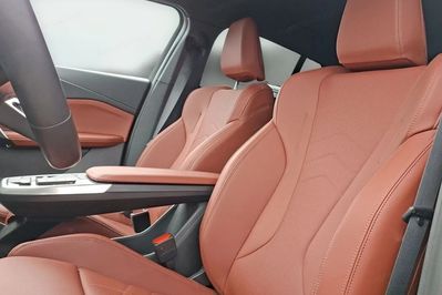 BMW iX2 eDrive20 M Sport