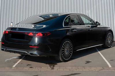 Mercedes Klasa E 300 e 4-Matic AMG