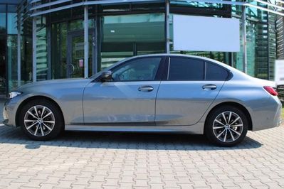 BMW Seria 3 320i xDrive aut