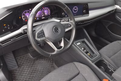 Volkswagen Golf VIII 2.0 TDI  DSG