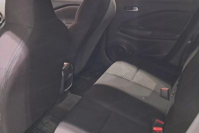 Nissan Juke 1.0 DIG-T Acenta DCT