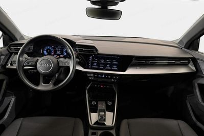 Audi A3 35 TFSI mHEV S tronic