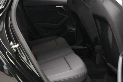Audi A3 35 TFSI mHEV S tronic
