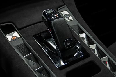 DS DS7 1.6 PureTech Performance Line +