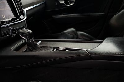 Volvo V90 Cross Country D5 AWD Pro