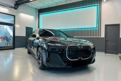 BMW Seria 7 M760e xDrive