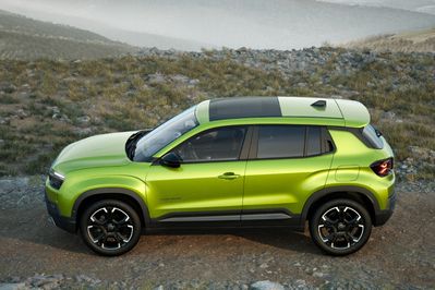 Jeep Avenger Summit 1.2 mHEV e-DCT6