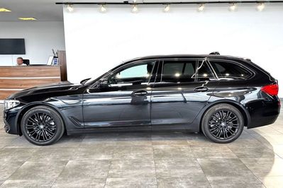 BMW Seria 5 518d Advantage aut