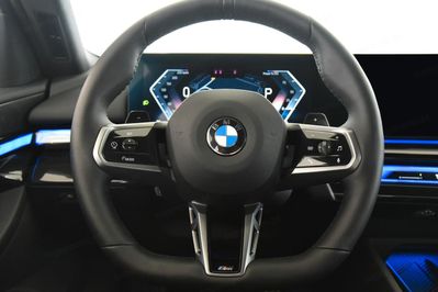 BMW Seria 5 520d xDrive M Sport