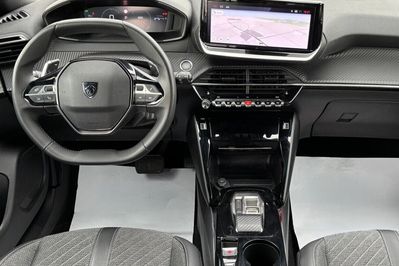 Peugeot 2008 1.2 Puretech Allure S&S EAT8