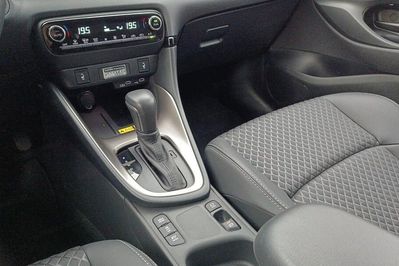 Mazda 2 1.5 Hybrid