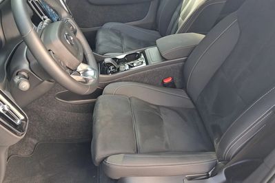 Volvo XC40 B3 Plus Dark