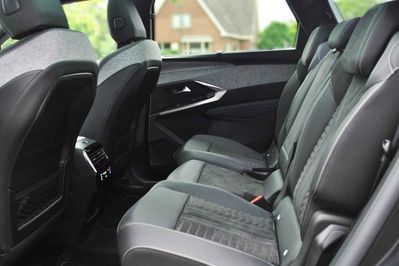 Peugeot 5008 GT Exclusive S&S e-DCS6 1.2 PureTech mHEV