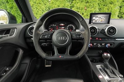 Audi A3 RS3 TFSI quattro S tronic