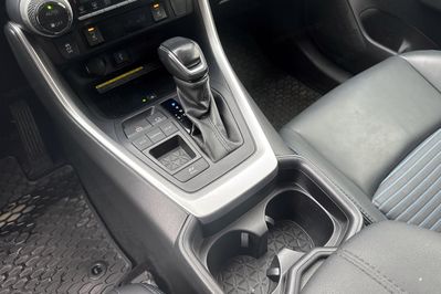 Toyota RAV4 Selection 2.5 Hybrid