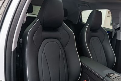 Omoda 5 1.5 T-GDI Hybrid Premium DHT