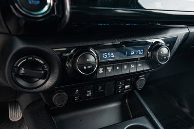 Toyota HiLux Double Cab Invincible