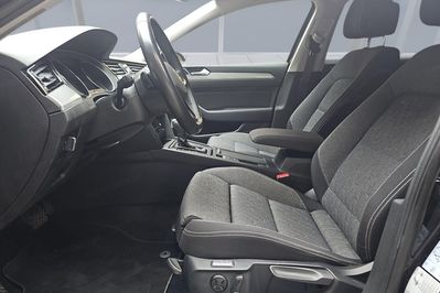 Volkswagen Passat TSI EVO Business DSG