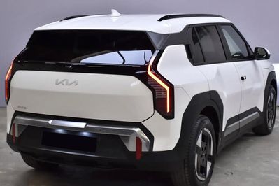 Kia EV3 81.4kWh Earth