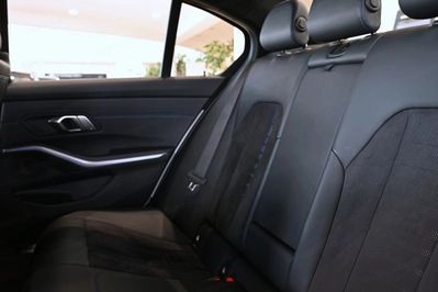 BMW Seria 3 318i M Sport aut
