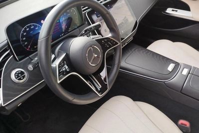 Mercedes Klasa E 200 AMG Line