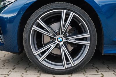 BMW Seria 3 320d xDrive Luxury Line