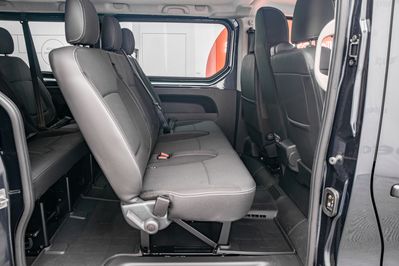 Renault Trafic Kombi L2H1 AT9