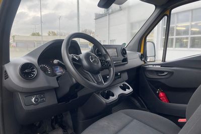 Mercedes Sprinter Standard Zabudowa Kurier