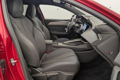 Peugeot 408 GT 1.2 mHEV e-DCS6