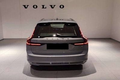 Volvo V90 T6 AWD Plug-In Hybrid Plus Bright