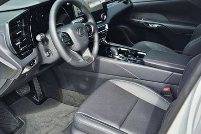 Lexus RX 350h F Sport Design 2.5 Hybrid