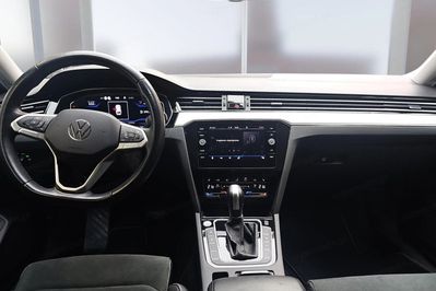 Volkswagen Passat 2.0 TDI Elegance DSG