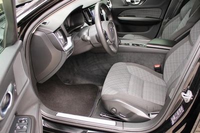 Volvo V60 Cross Country B4 D AWD Core