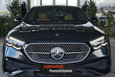 Mercedes Klasa E 220 d 4-Matic AMG Line