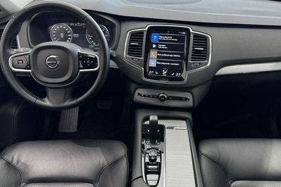 Volvo XC90 B5 D Momentum AWD