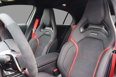 Mercedes A Klasa 45 S AMG 4-Matic +