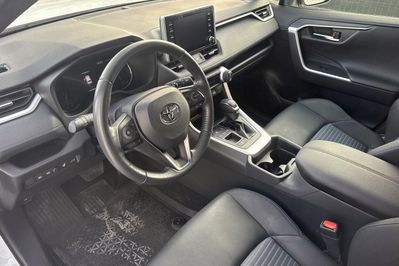 Toyota RAV4 Selection 2.5 Hybrid