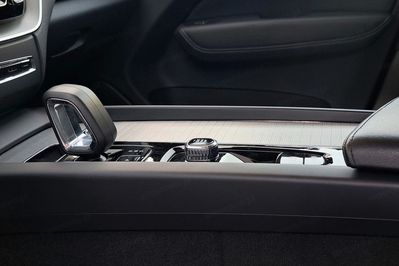 Volvo XC60 B4 D AWD Plus Dark