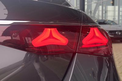 Mercedes Klasa E 200  4-Matic AMG