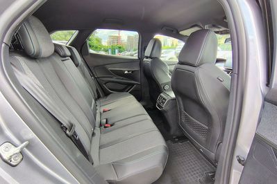 Peugeot 3008 1.2 Puretech Active Pack S&S EAT8