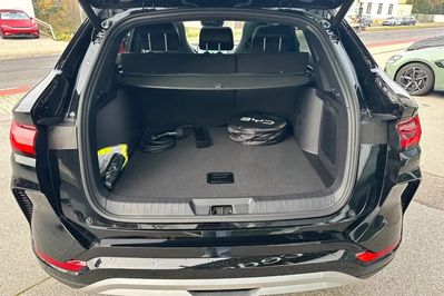 BYD Seal U DM-i  Design AWD