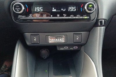 Mazda 2 1.5 Hybrid