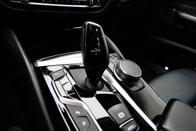 BMW Seria 6 Gran Turismo 620d Sport Line aut