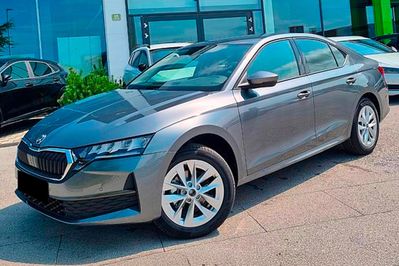Skoda Octavia Drive Essence 1.5 TSI mHEV DSG