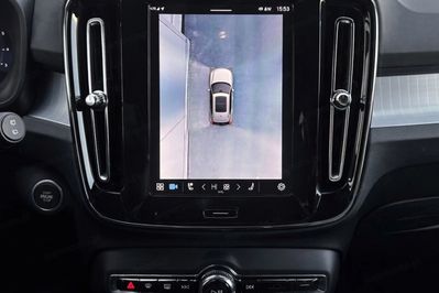 Volvo XC40 B3 Plus Dark