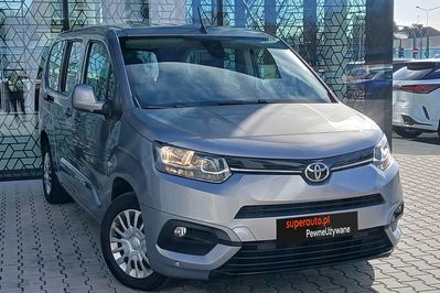 Toyota Proace City Verso Long L2H1 Business